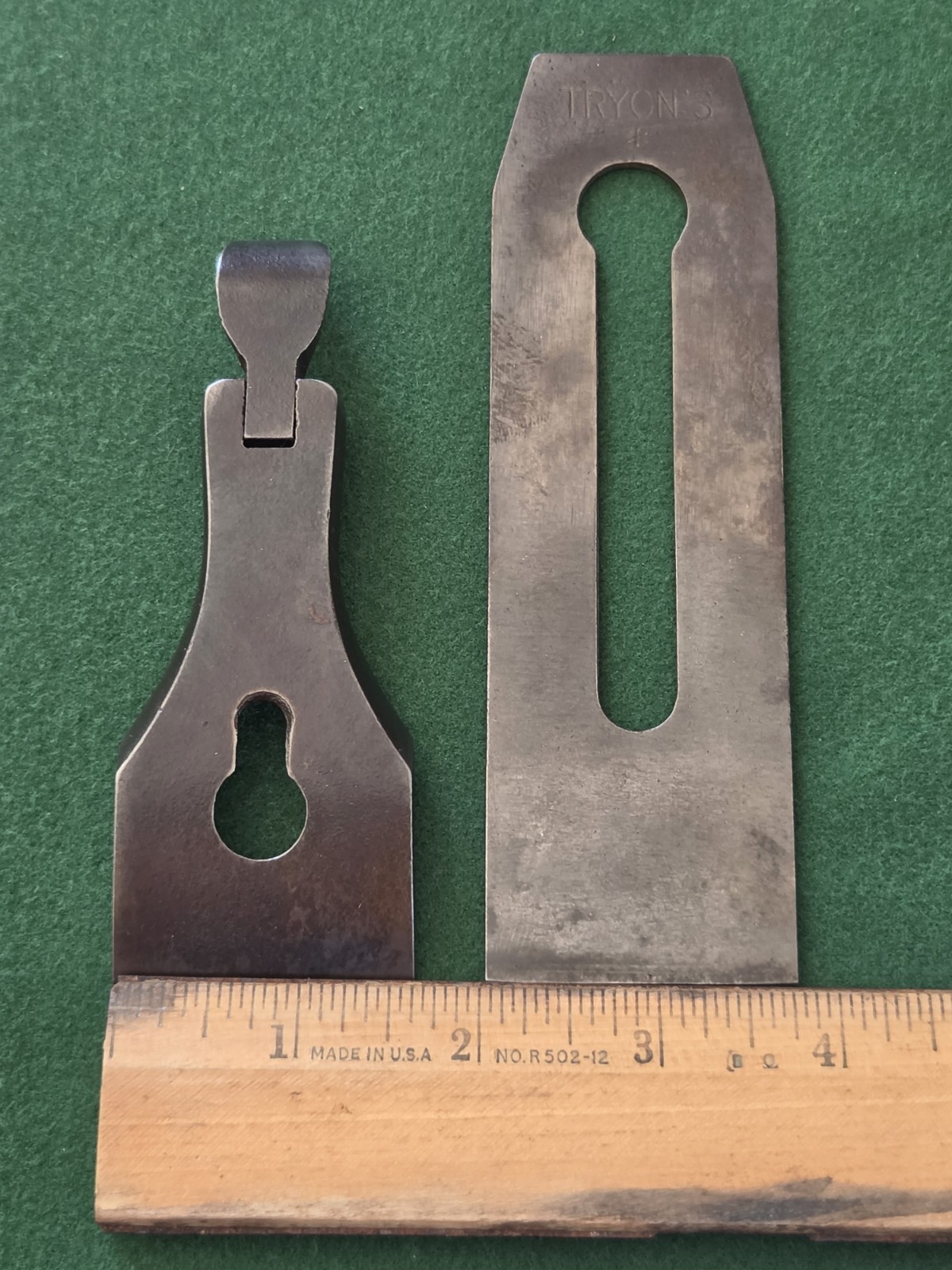 VINTAGE TRYON’S PLANE No.3 SIZE SMOOTH BOTTOM WOODWORKING PLANE MADE IN USA