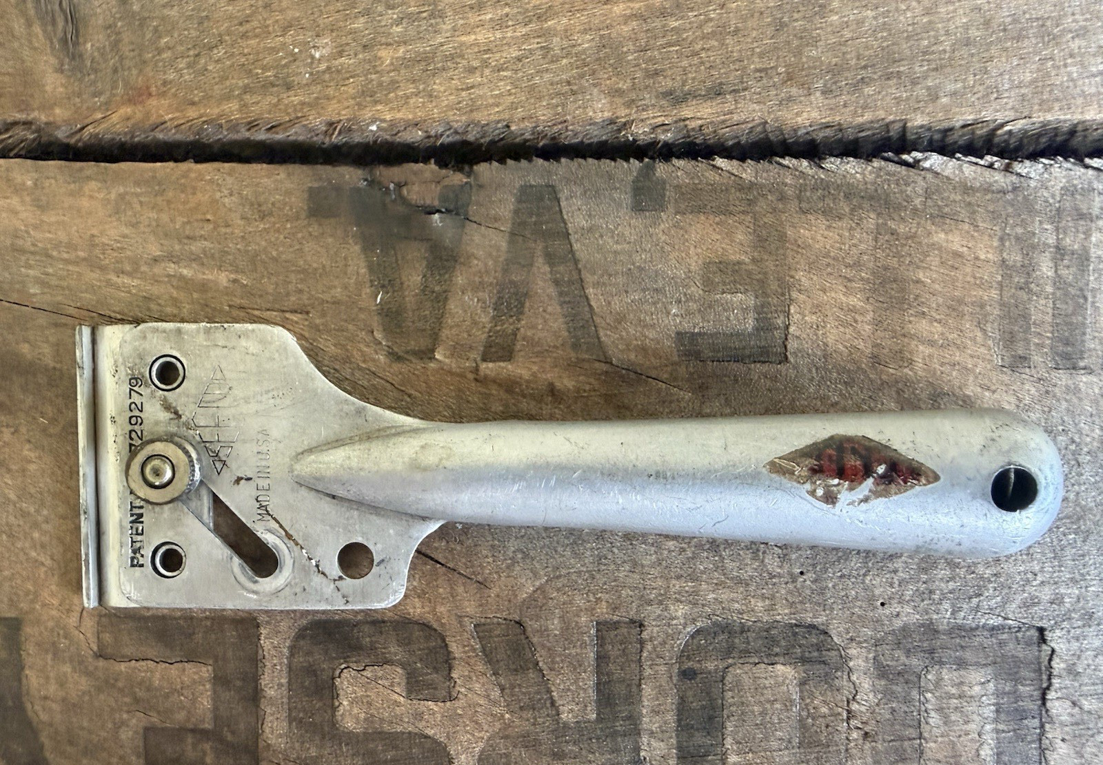 1920’s Shinn Patent Razor Blade Holder Scraper Tool New York, NY Depression Era