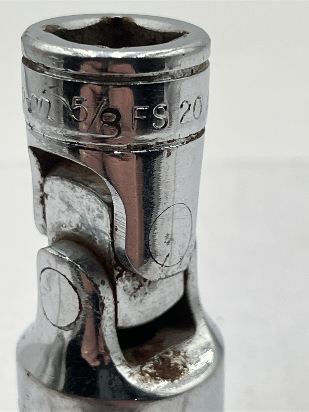 Snap On FS20A 3/8 Inch Drive 5/8 6 Point Swivel Socket