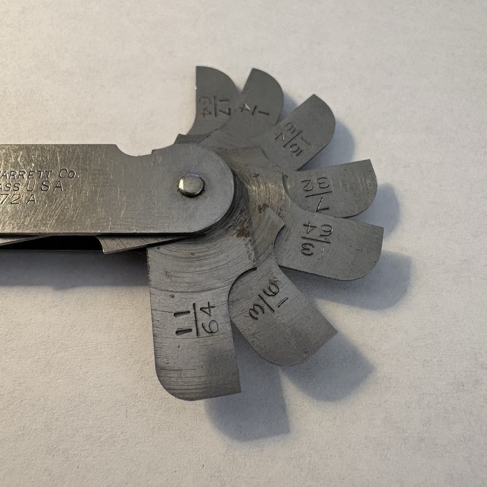 Vintage L.S. Starrett Co. Radius Gauge, No. 272-A – 1/32″ to 17/64″ Very Good