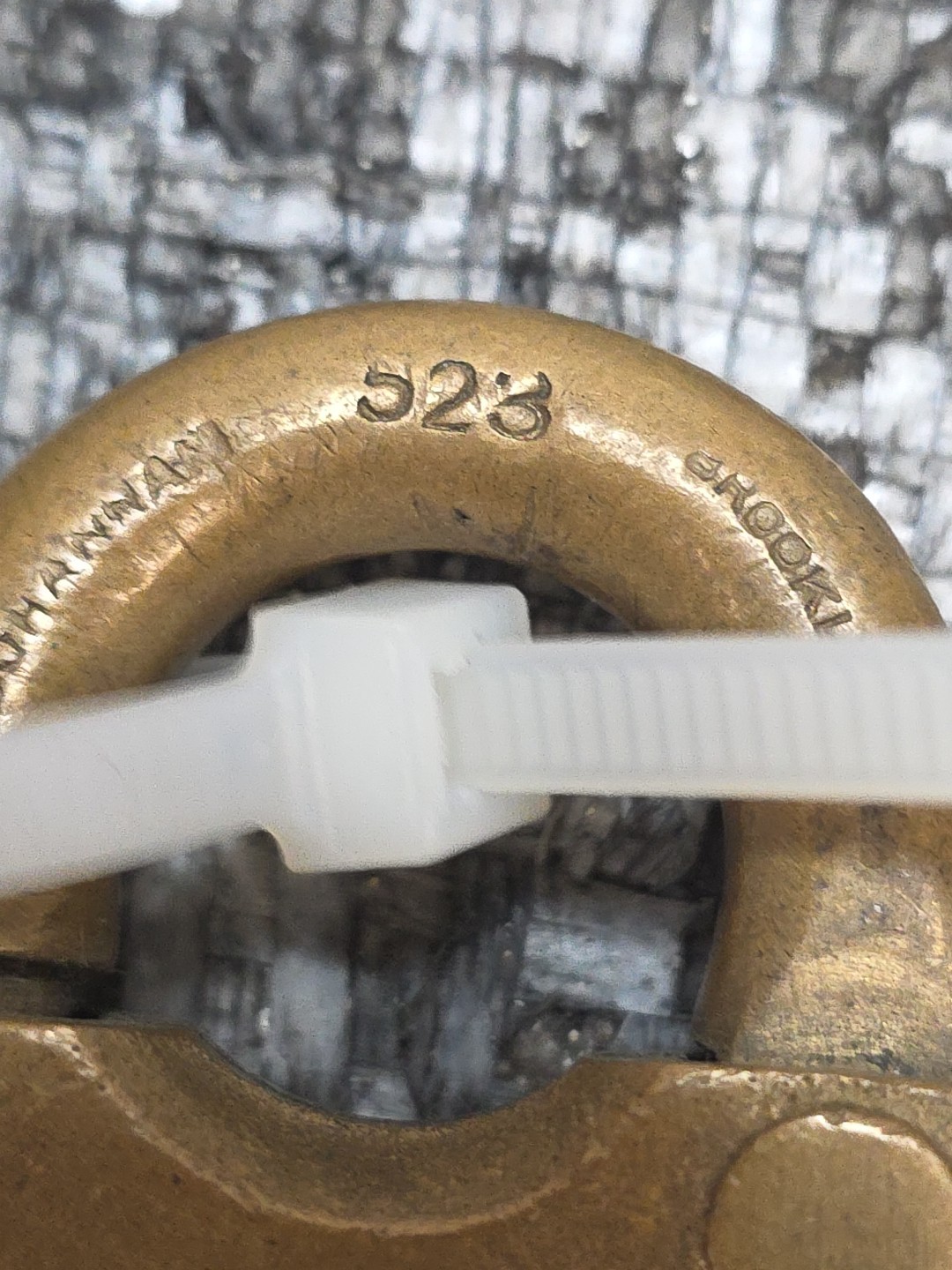 Wilson Bohannan 523 Antique Vintage Lock Padlock Brooklyn NY 2 FLAT WORKING KEYS