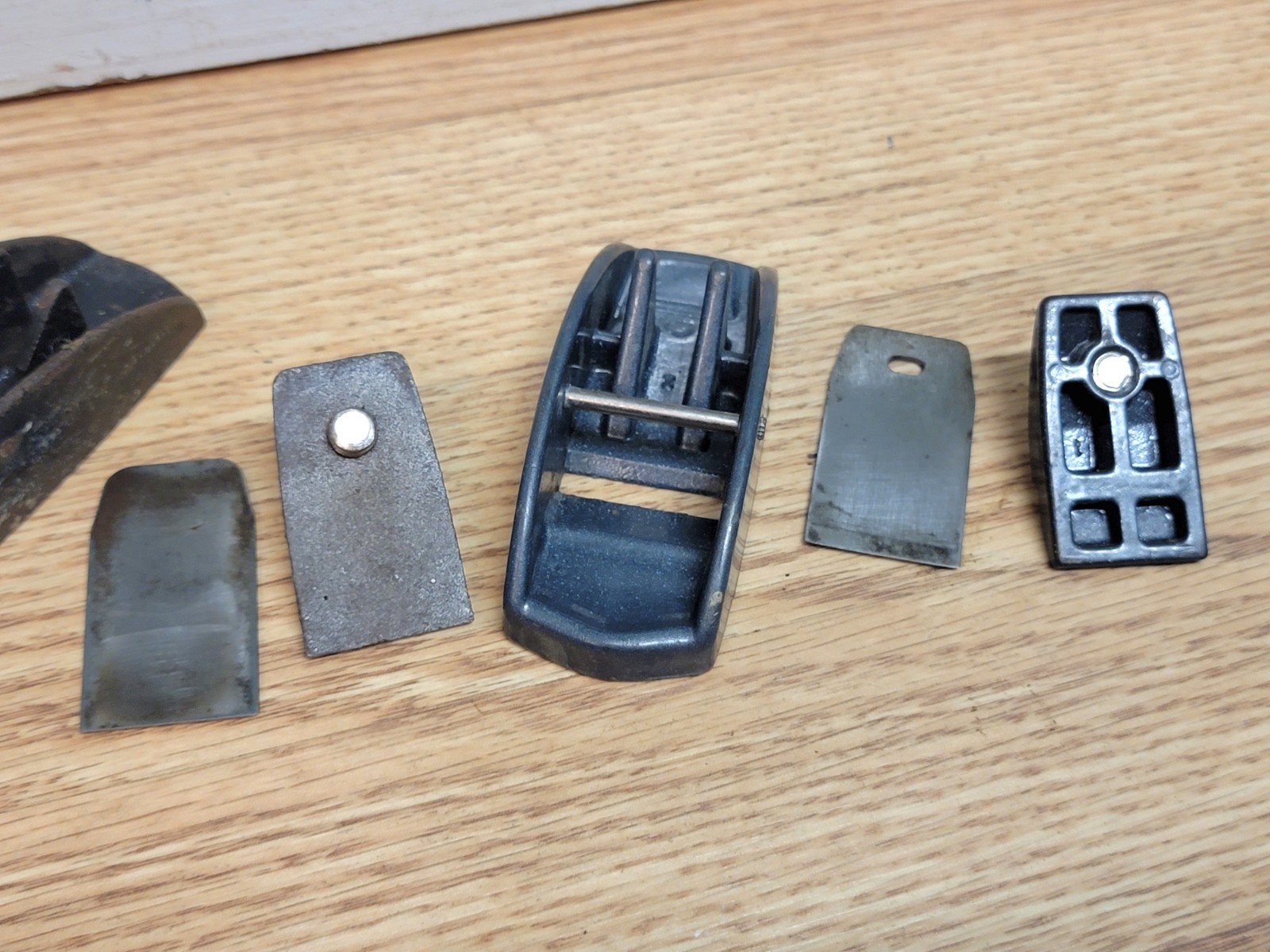 Two Vintage Sargent / Craftsman BL Model Maker’s Mini Finger Plane Little Shaver