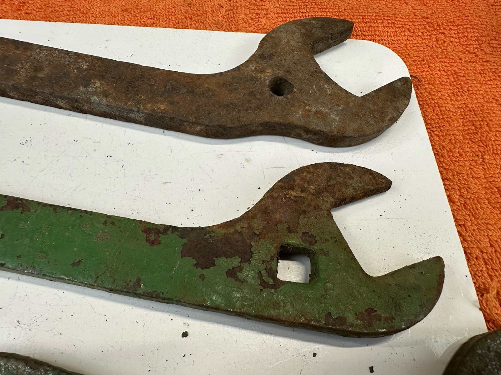 LOT #133 Vintage 3 Old WRENCH WRENCHES Farm Tractor Ag JOHN DEERE JD Equipment