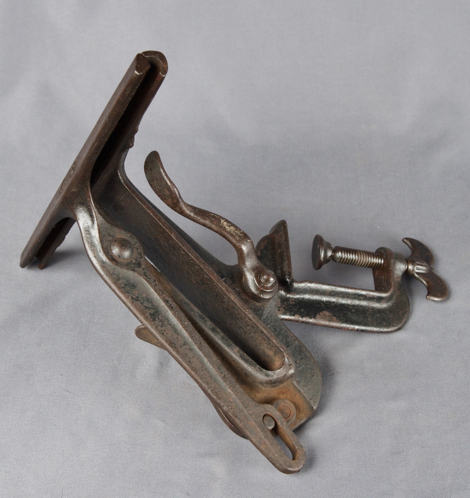 Vintage Stearns No.3 Cast Iron Saw Vise Good Condition