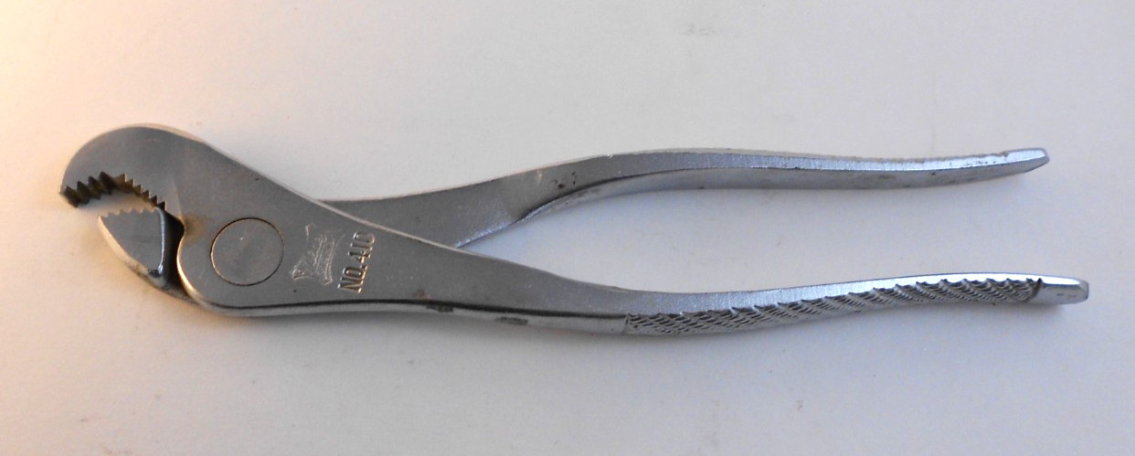 VTG WILDE USA No. 410 Battery Pliers B4