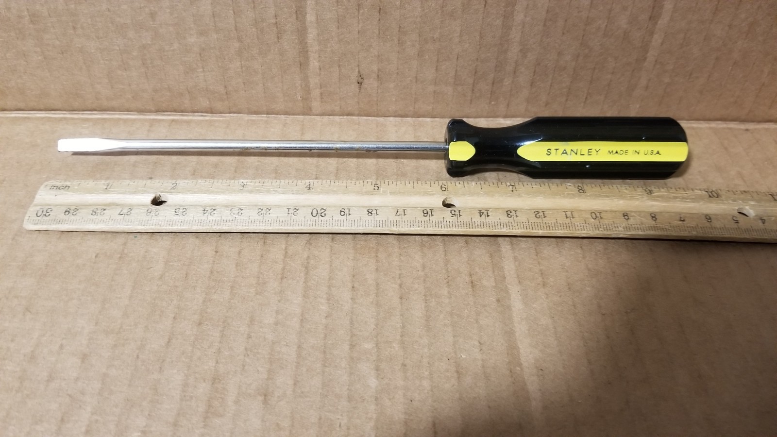 3PC Stanley Black & Yellow 2-Flat/Slotted 1-Phillips Screwdriver VGC