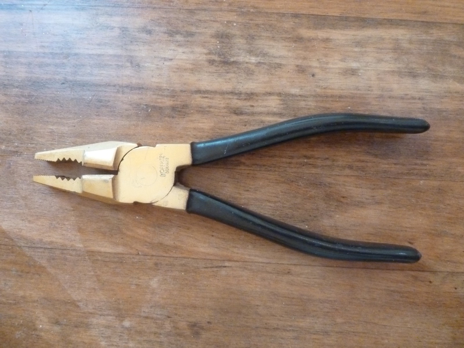 3 Hoffritz Germany Tools:Pliers,Wire Cutter,Multipurpose hammer, screw driver 