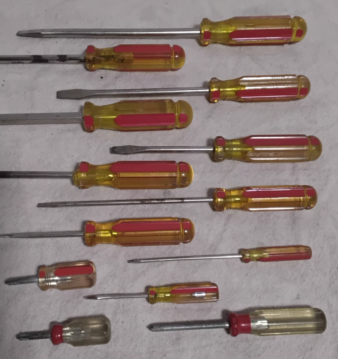 Stanley Red Yellow Translucent Handle Screwdrivers Phillips Slotted USA Vtg Lot