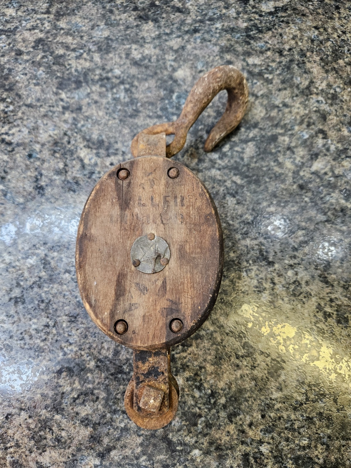 Vintage Boston & Lockport Wooden Double Block & Tackle Roller Bushed Pulley (106