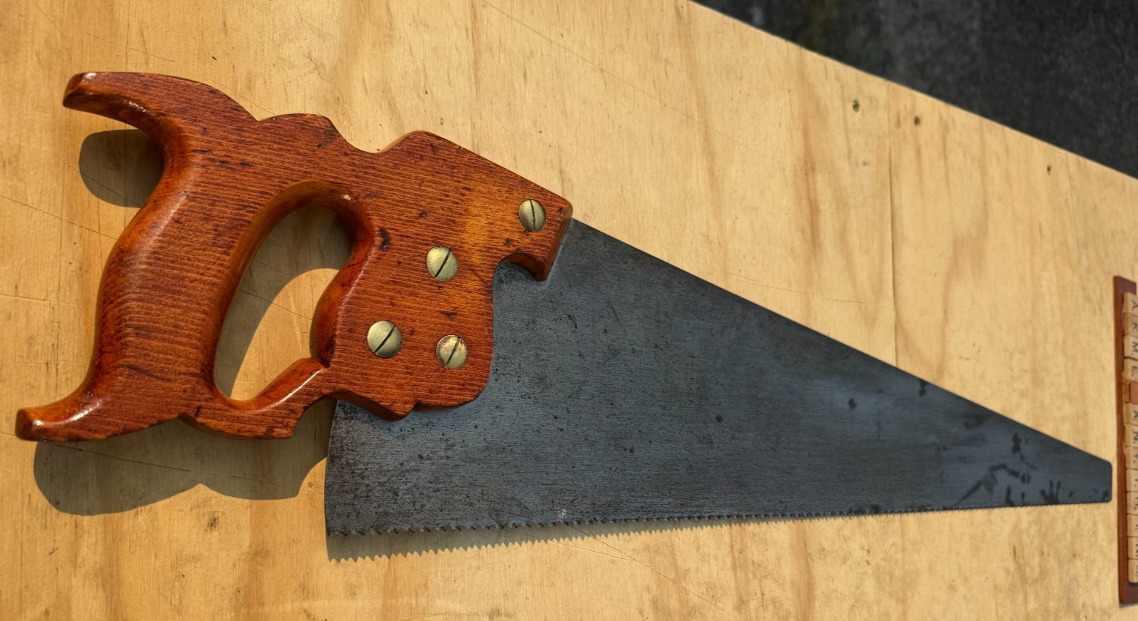 WW2 Era Disston D-7, 26″ Hand Saw 8 PPI – Clean, Straight, Re-Conditioned Beauty