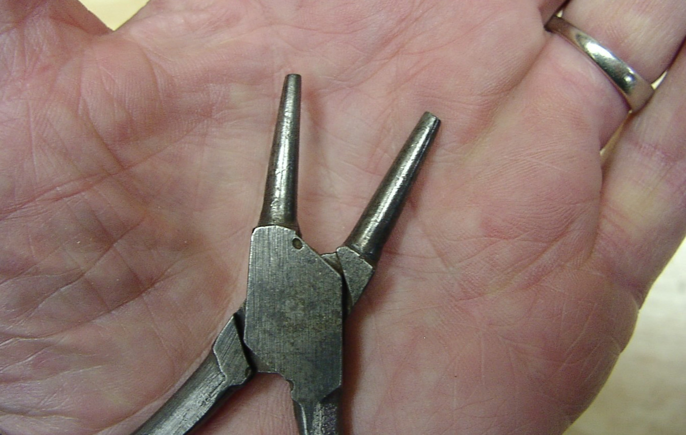 Old Used Tools,Vintage S & Co. Round Nose Pliers,5-1/4″,W/5/32″ Tips,VGC