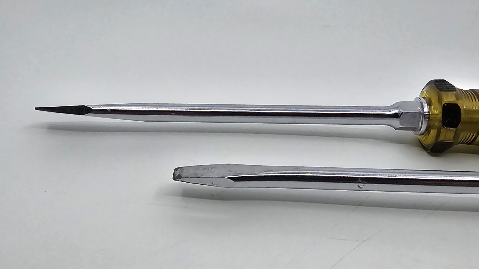 (1) 6″ Stanley 1006 Flathead Slot Screwdriver 100 Plus 66-166 Tool Made In USA