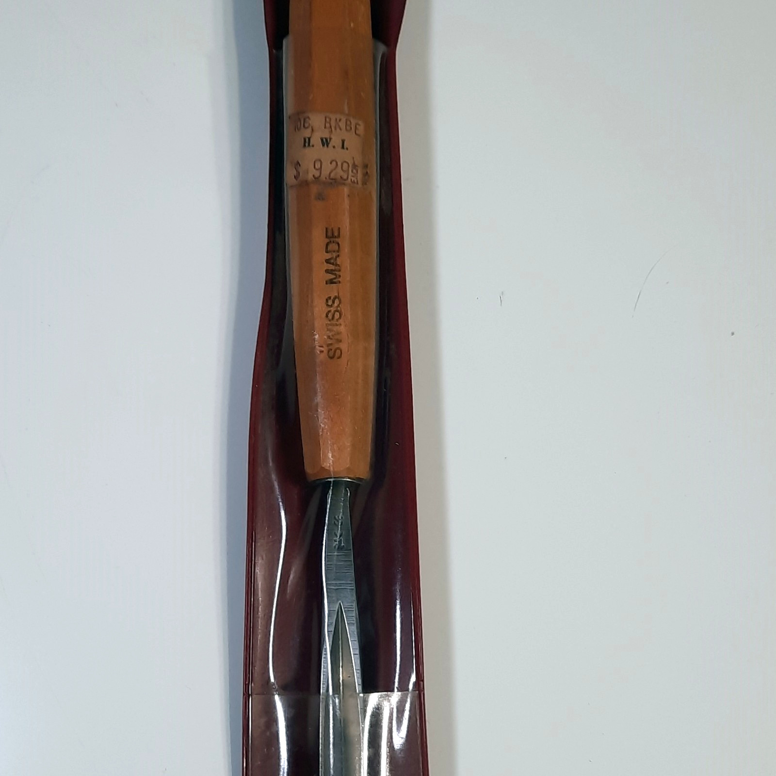 Pfeil Swiss Made #12 V Parting Tool Wood Carving Chisel with Sleeve