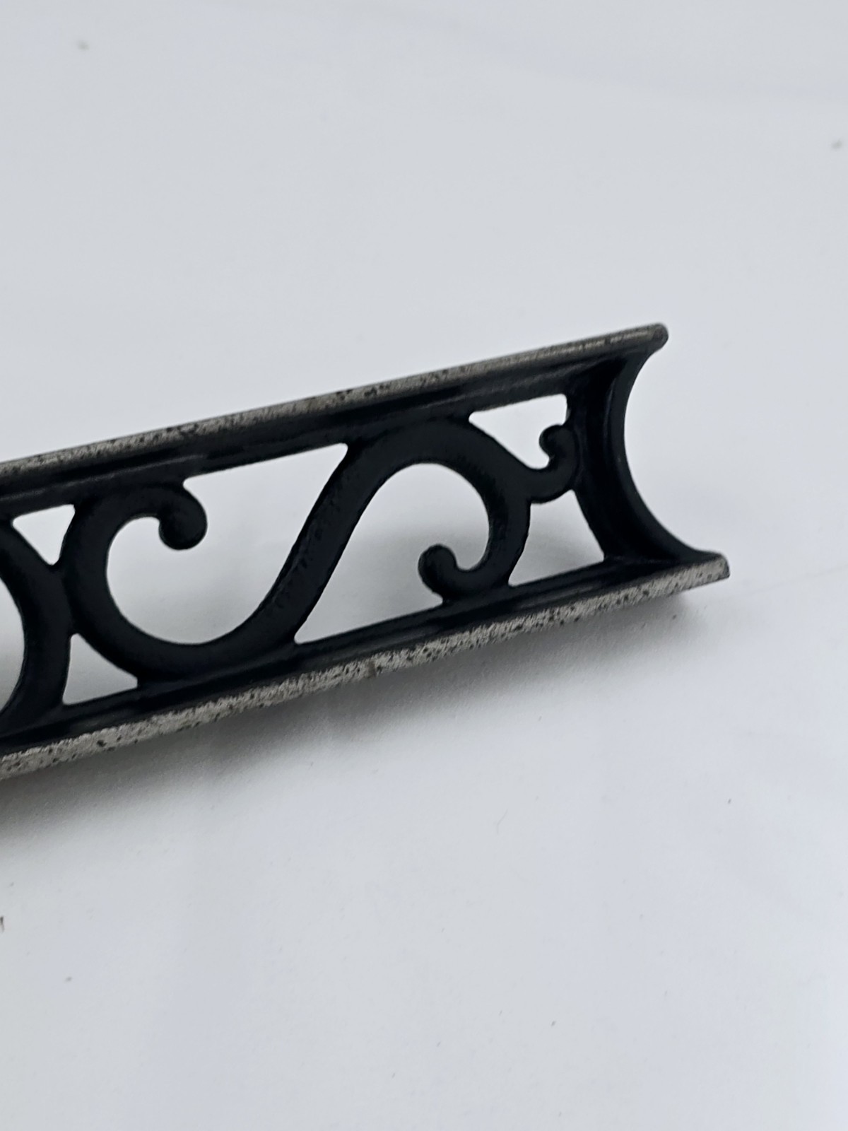Antique Cast Iron Level 24″