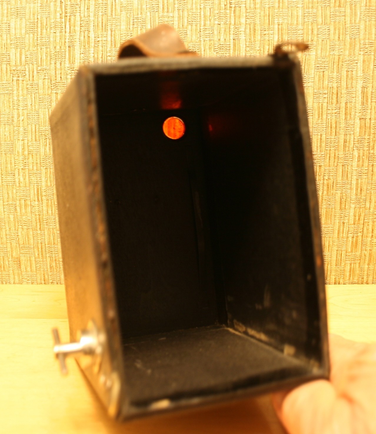 Antique Eastman Kodak Brownie No.2A Model B Box Camera In Working Condition