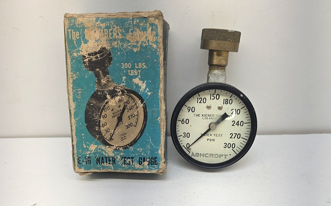 Vintage E-16, 0-300 Lbs. Water Test Gauge By The Kiener Company Ashcroft in Box