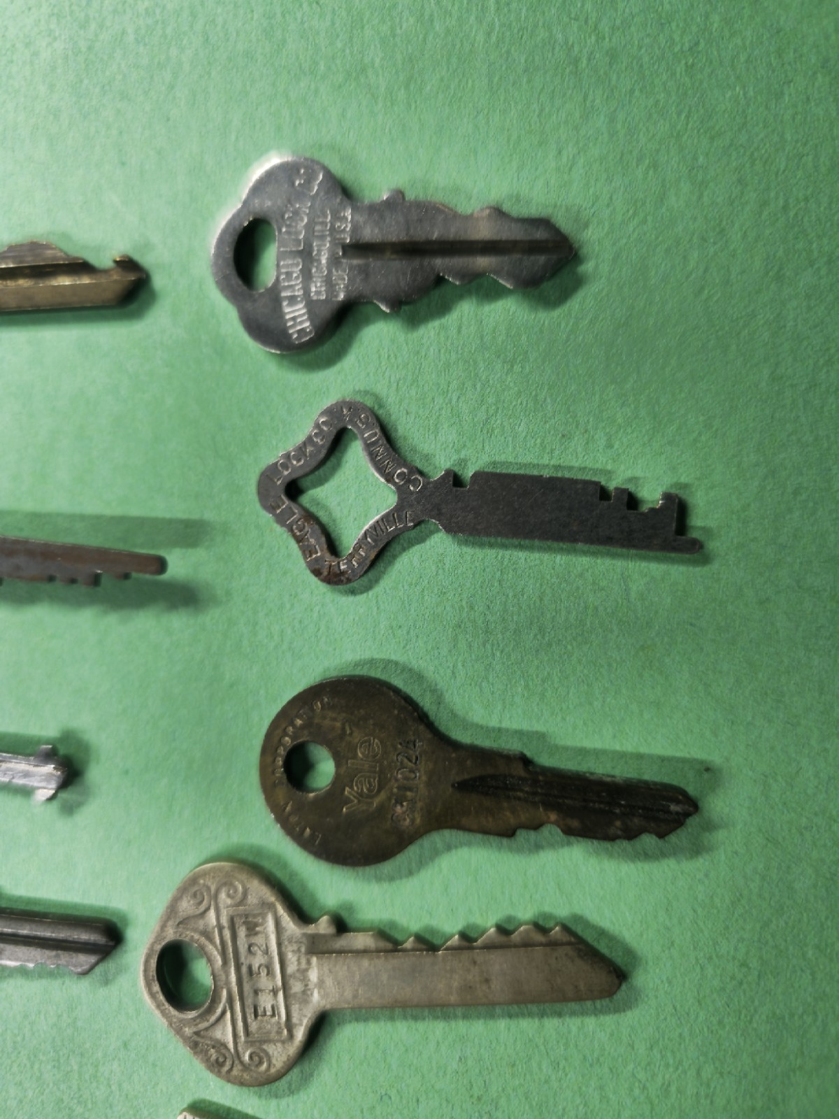 Vintage Lot of 36 Unique Flat Keys Many Different Brands Arts & Crafts Decor
