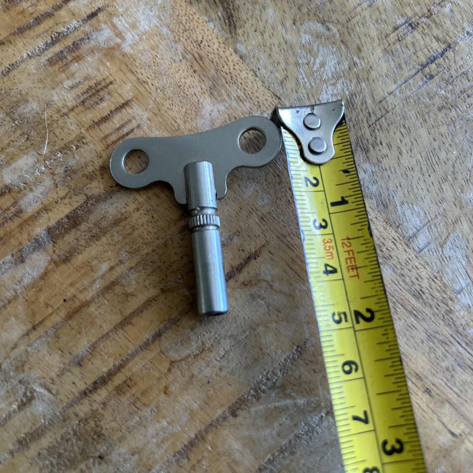 VTG CLOCK WINDING KEY ANTIQUE RARE