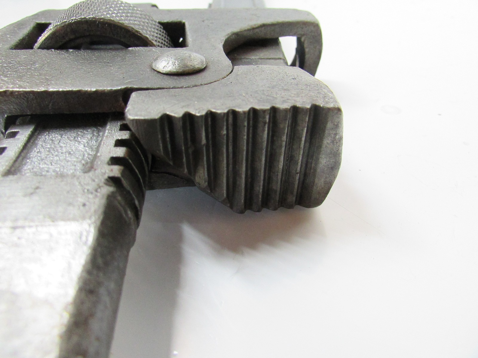 Vintage Original PEXTO No. 18 Pipe Wrench USA 18″ Tool Plumbing Heavy Duty