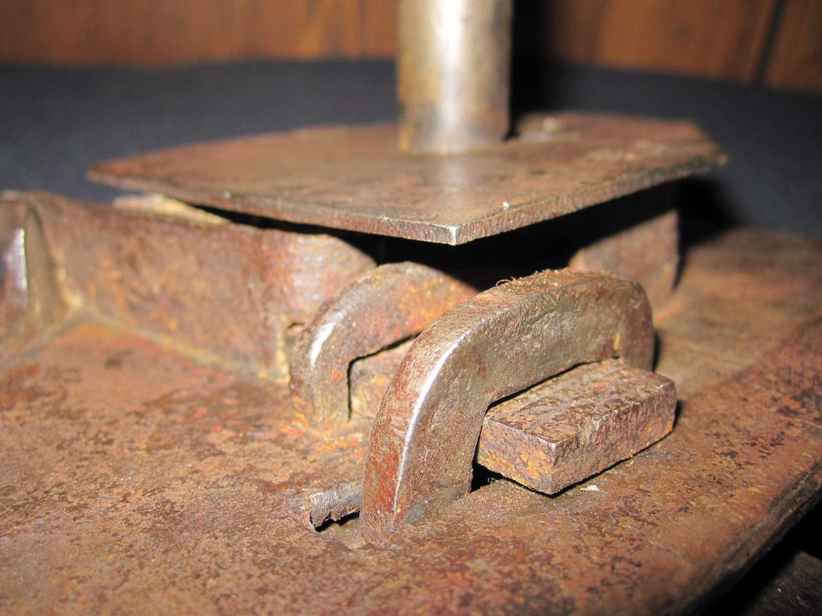ANTIQUE EARLY AMERICAN WROUGHT IRON DECORATED BOX LOCK CONESTOGA WAGON ? PA ?