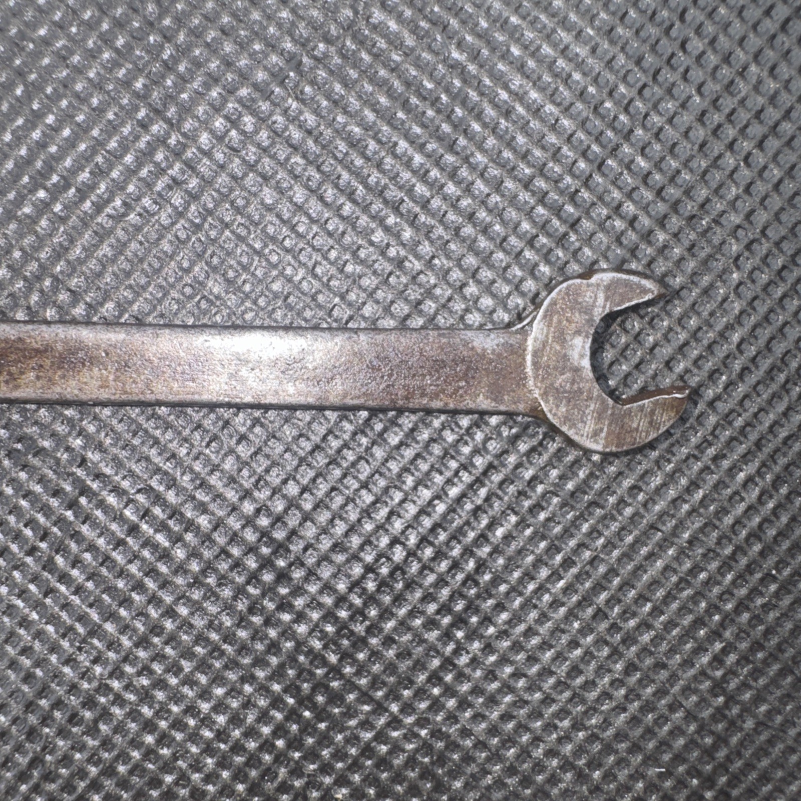 Vintage Wilde Tools 1719 – 1/4″ x 15/64″ Mini Ignition Open End Wrench USA Tool