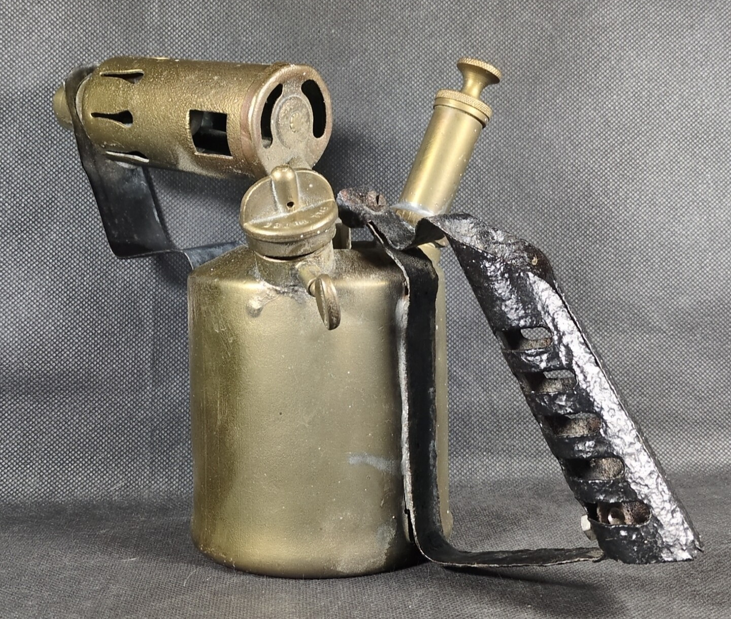 GOVERNOR Brass Paraffin Blow Torch British Made Not tested Very Collectable