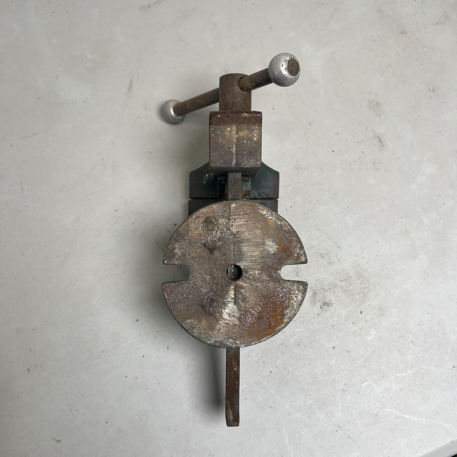Vintage Littlestown Swivel Bench Vise 3″ Jaw No. 900