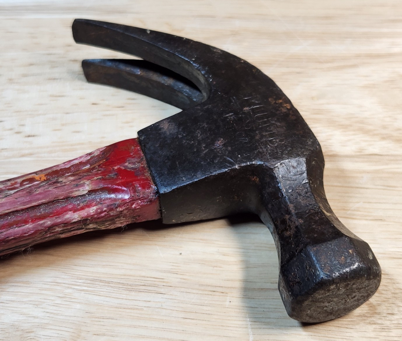 Vintage Plumb F572 Fiberglass Handle 13 Oz Curved Claw Hammer