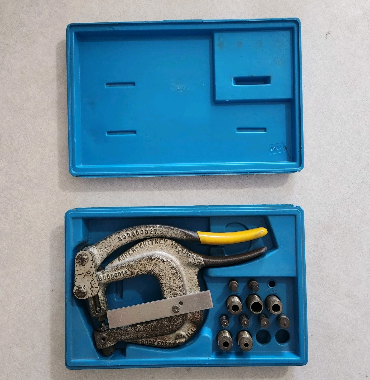 Roper Whitney No. XX Hand Punch w/ Case & Dies / Rockford, Illinois