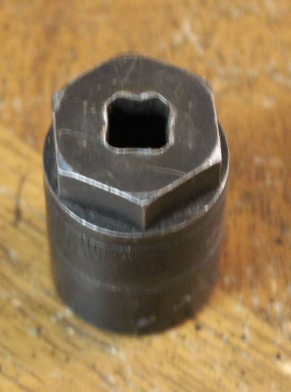 Matco Tools USA 3/8″ Drive Oil Pressure Sending Sensor Socket SPS132