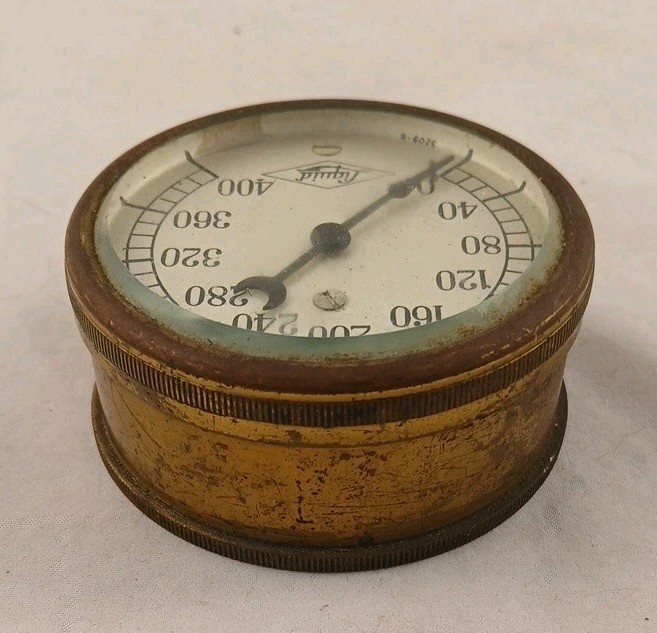 Antique Vintage Liquid Carbonic Co Brass Pressure Gauge-2.5 Inch Diam-STEAMPUNK!