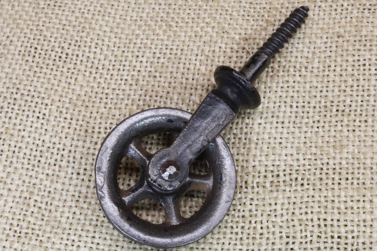 Old Screw Pulley 1 1/2” Wheel Cast Iron Vintage Black Paint Barn Find Clean