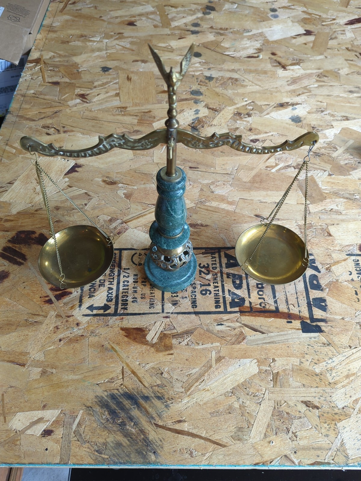 VINTAGE BALANCE SCALE, EAGLE TOPPER Green Marble and Bronze Import Japan