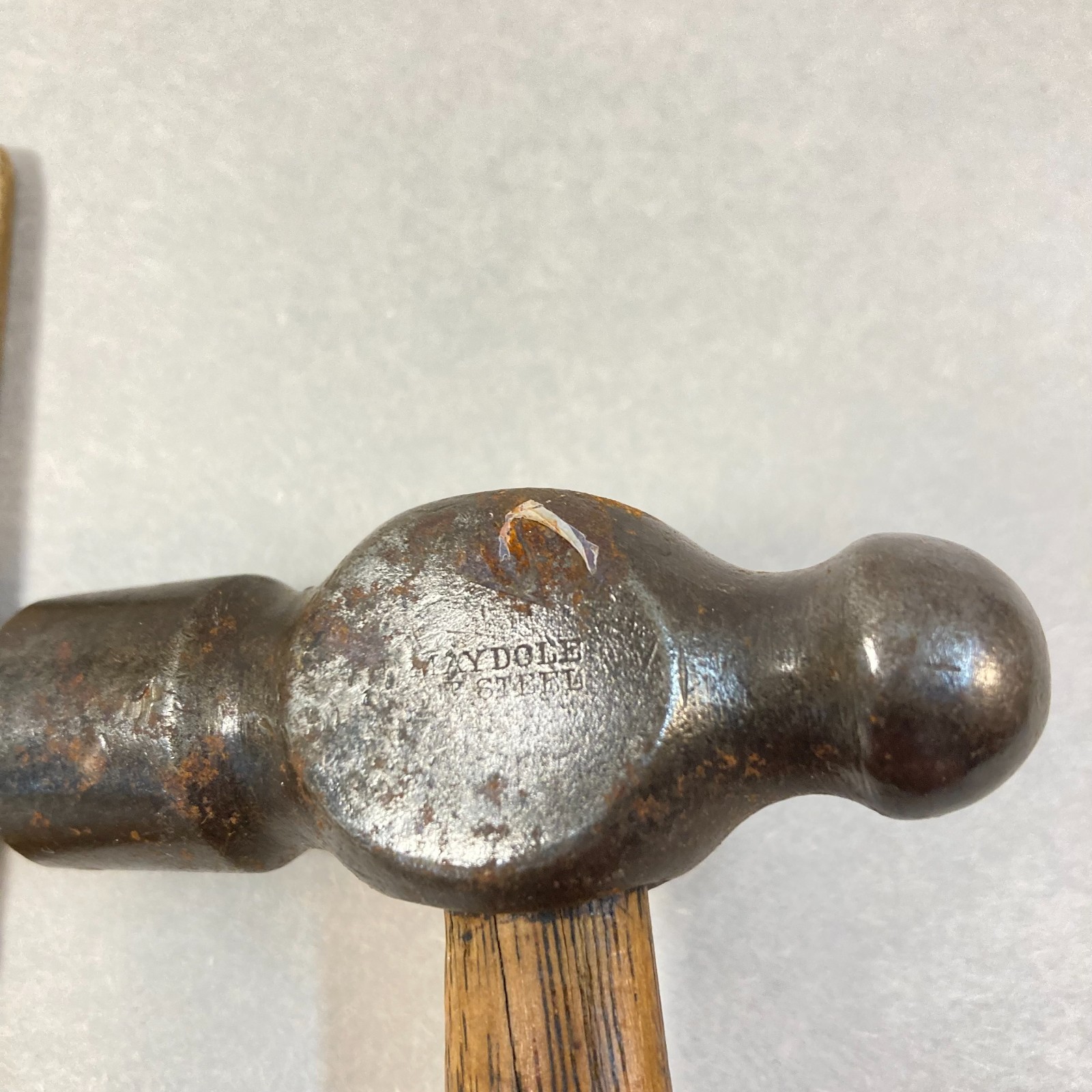 Vintage Maydole Ball Pein Wood Handle 7 oz. TW