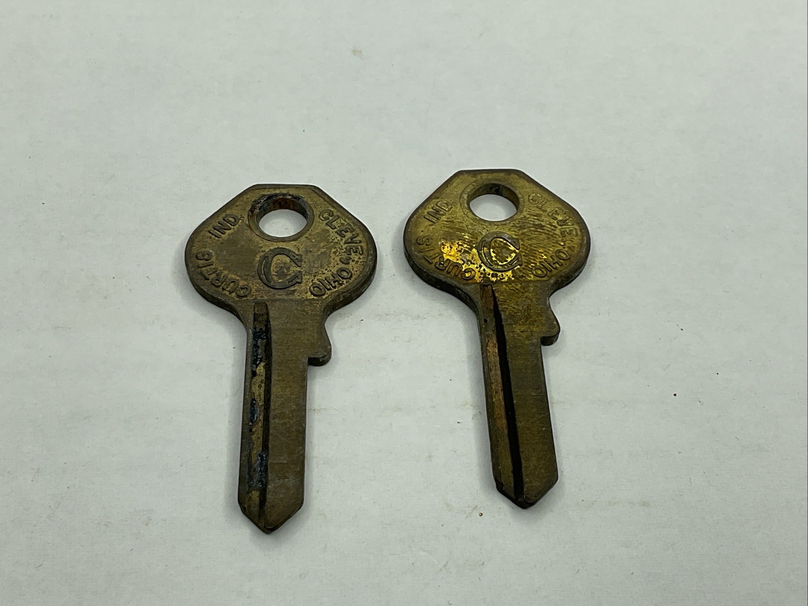 Curtis Industries NOS Key Blank Lot Of 2 Uncut M4 Brass Keys B-CK53