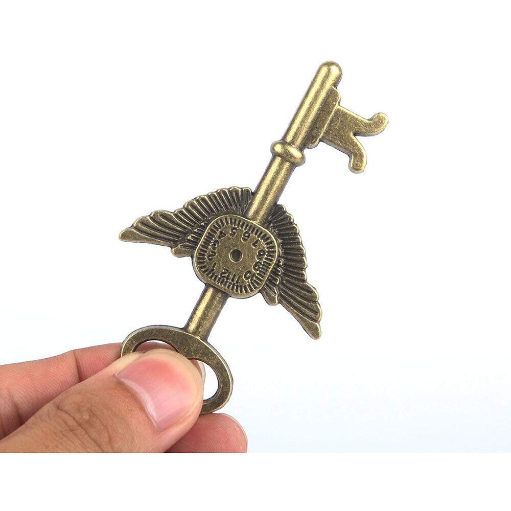 69 Pcs Set Antique Vintage Old Look Ornate Skeleton Keys Necklace Pendant Decors