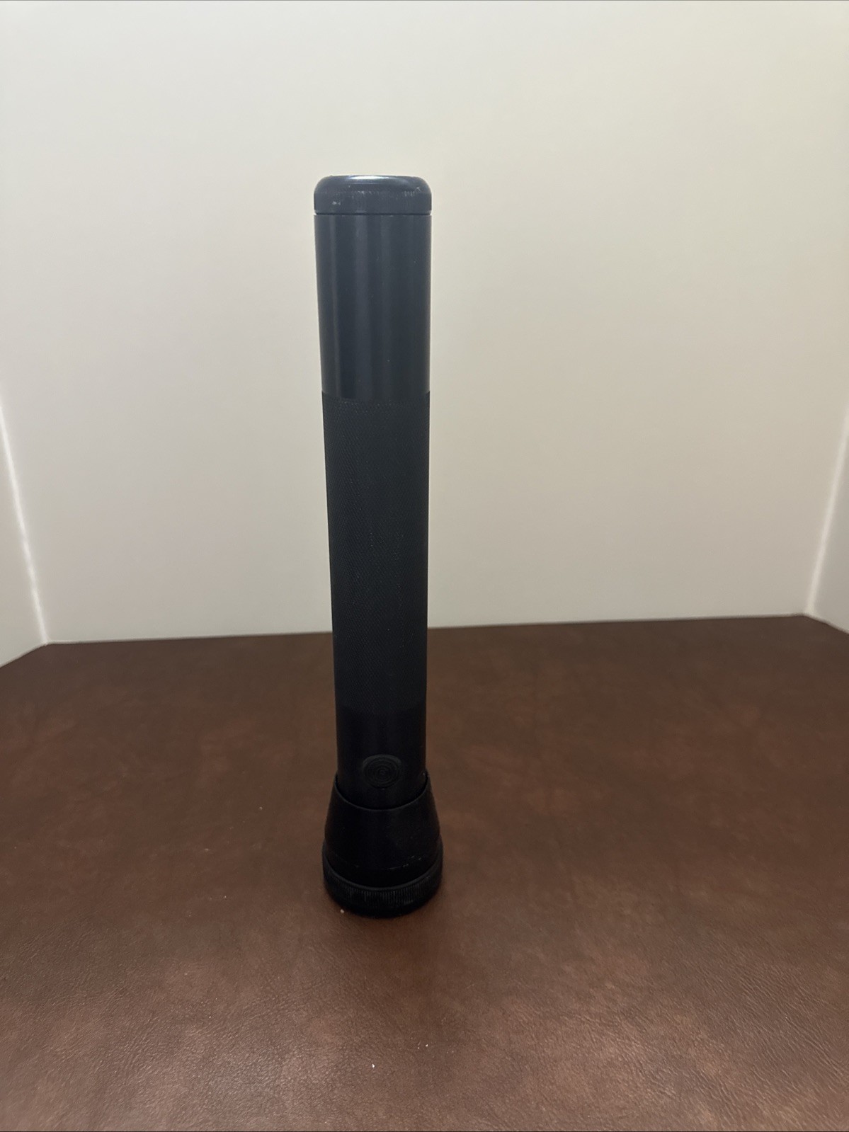 Streamlight 13″ D Cell Battery Classic Police Flashlight Batteries Not Included