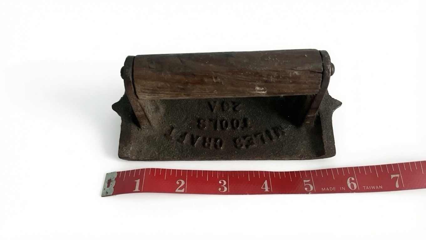 Vintage Miles Craft Cast Iron Cement Edger Tool w/ Wood Roller Handle Cleveland
