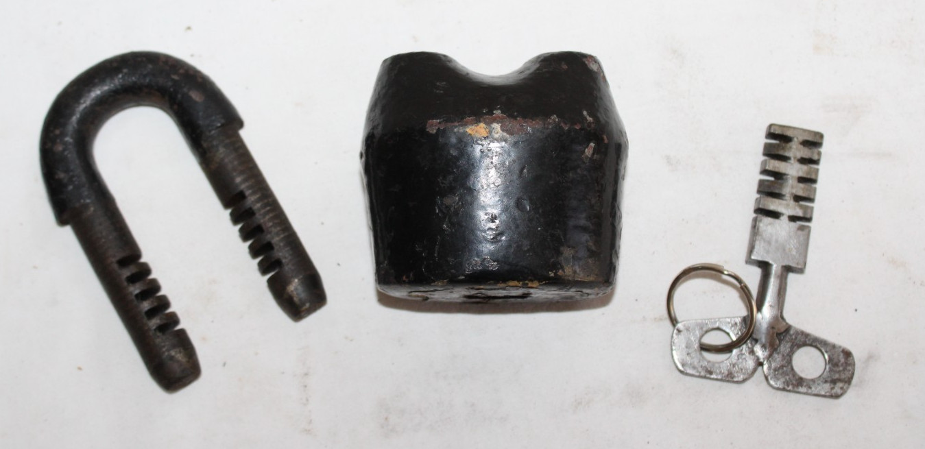 RARE Large Antique Scandinavian Cast Iron Padlock w/Key 3lb 6.5oz Dated 1842
