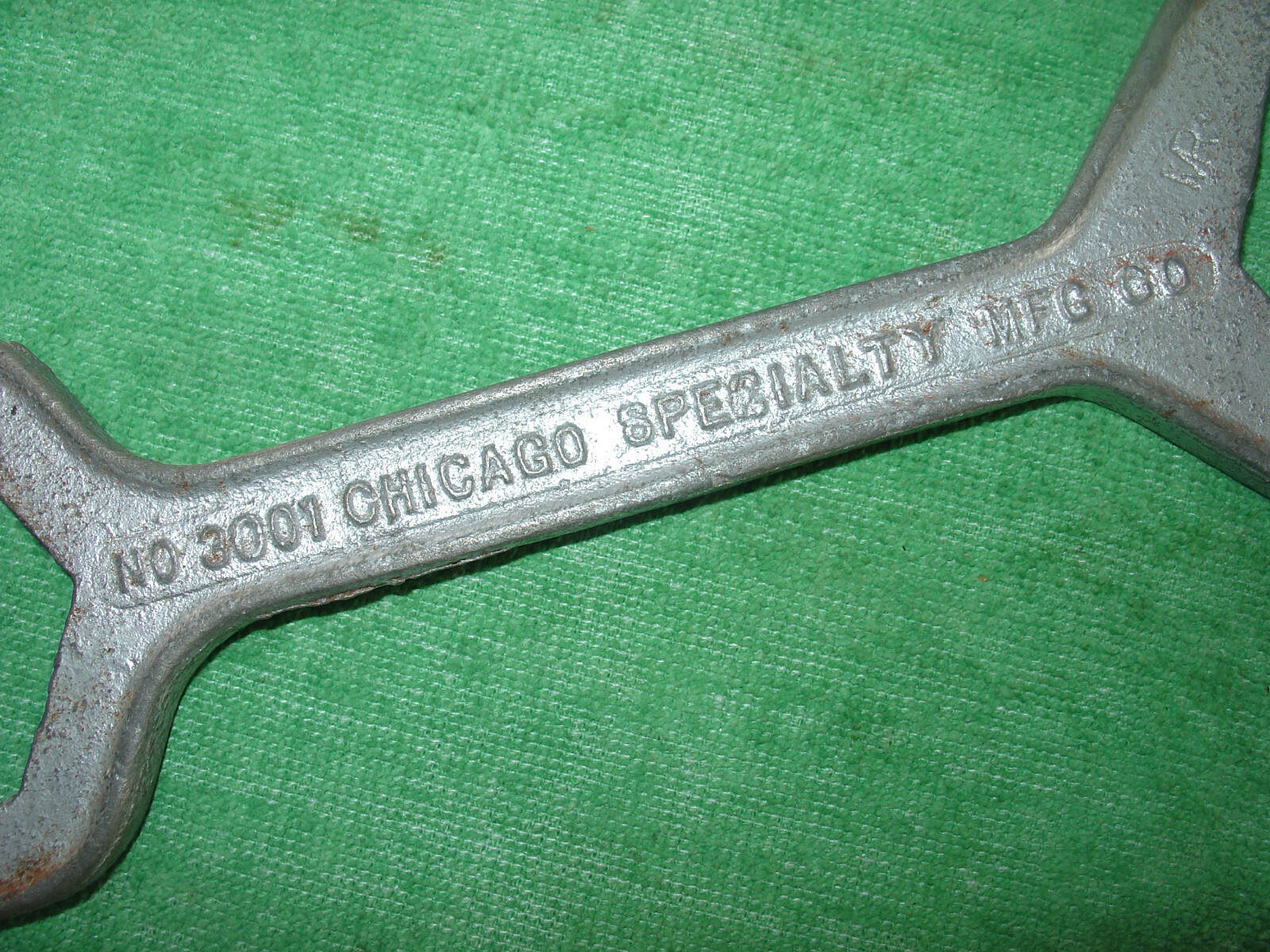 Vintage Chicago Specialty Mfg. Co. No.3001 –3 – IN – 1 Spud Wrench Made in USA