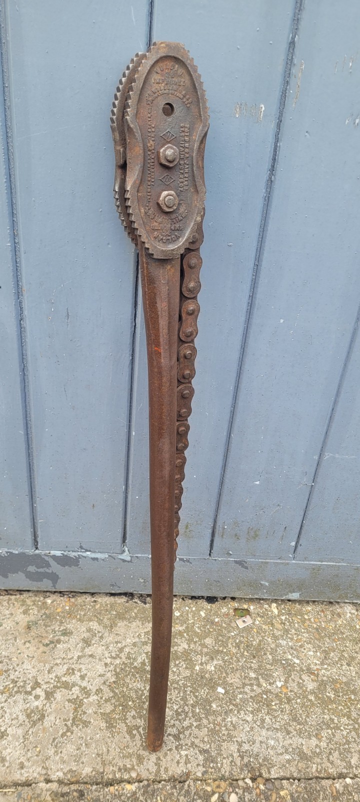 Vulcan No 32 Vintage Pipe Wrench Chain Wrench Tong USA H/D Collectable Tool