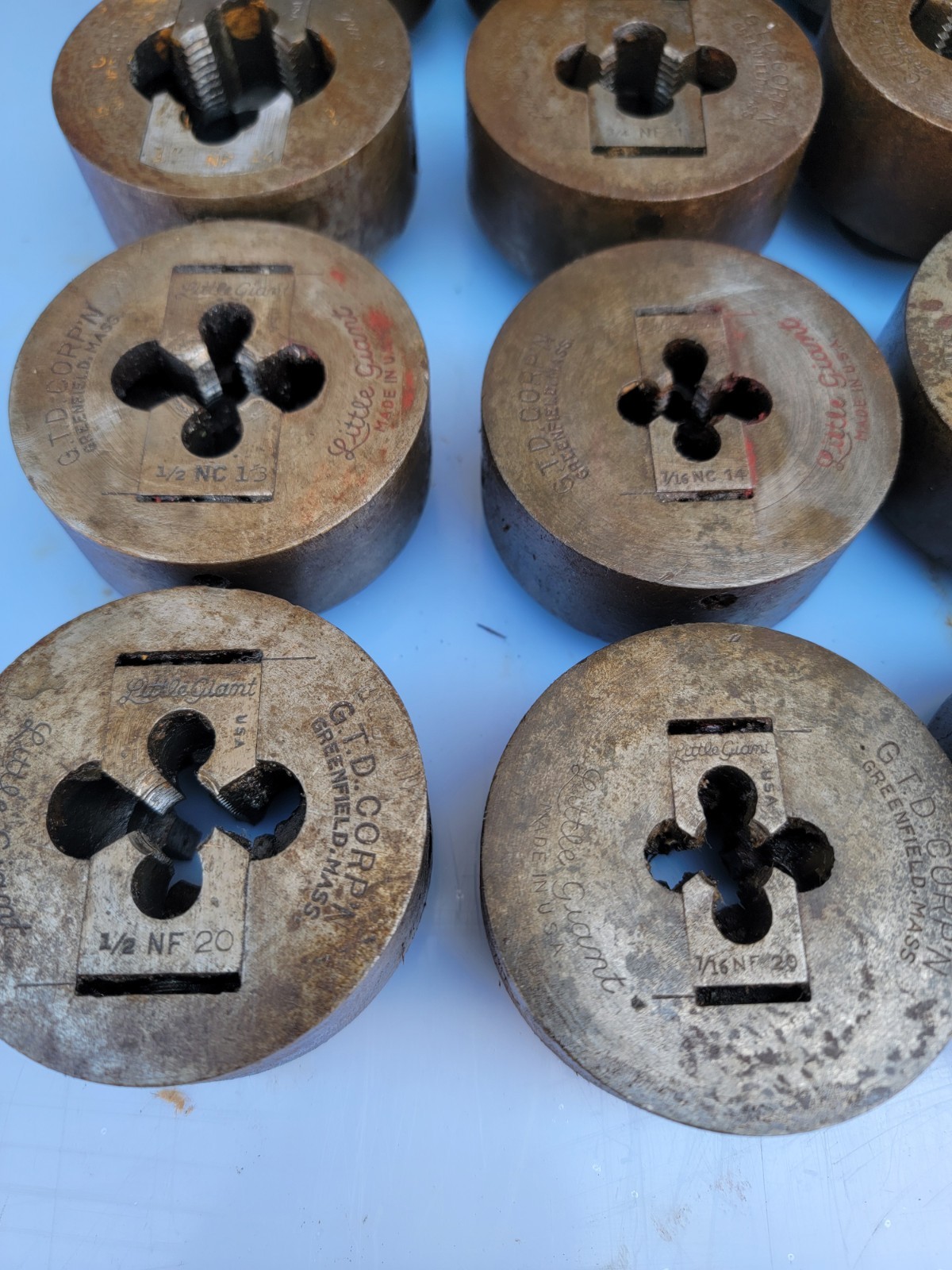 Threading Die Greenfield die, 2.3/4 The Outside Clamping diameter