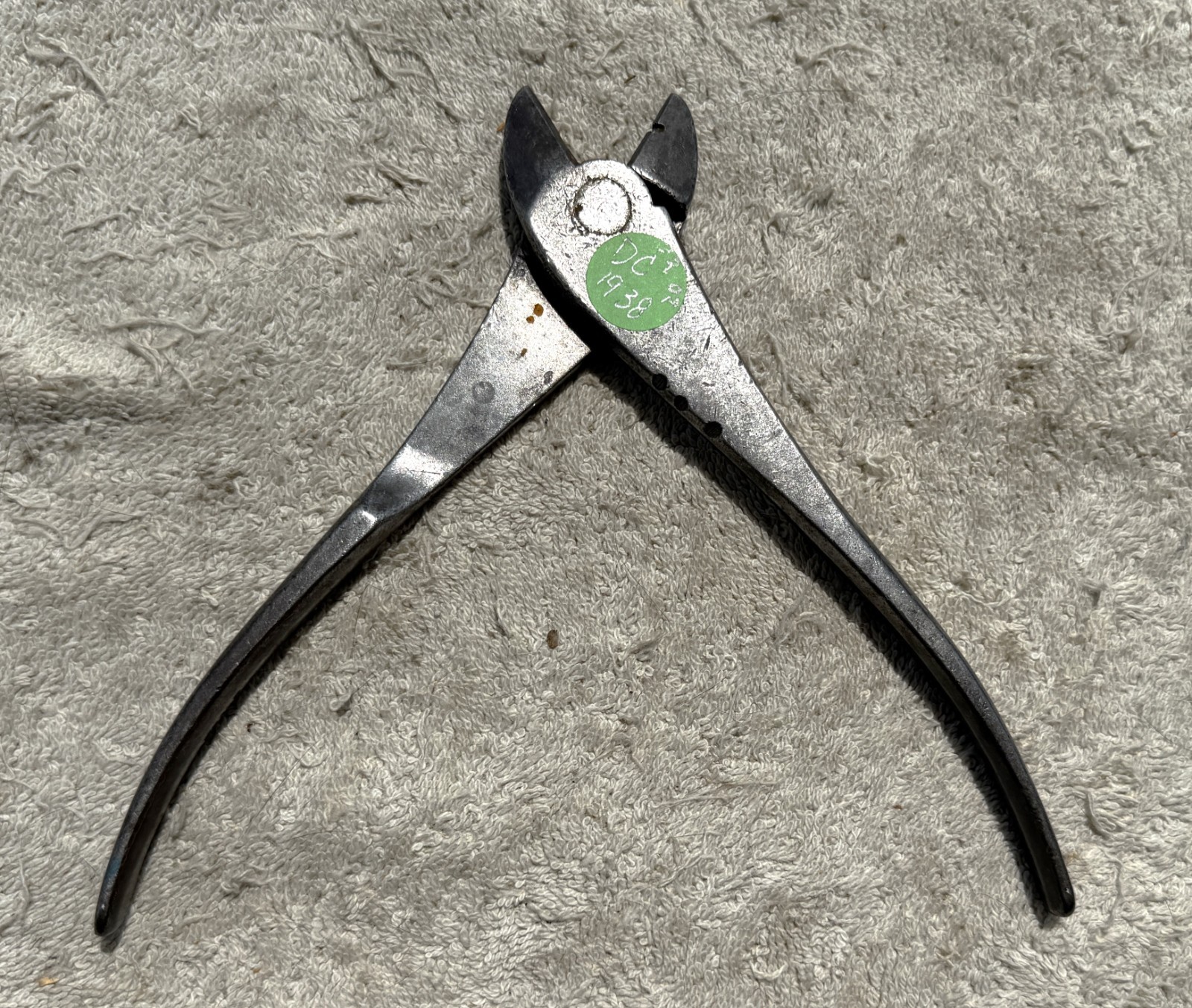 VINTAGE SNAP-ON USA 7-1/2″ VACUUM GRIP DIAGONAL CUTTING PLIERS NO 387