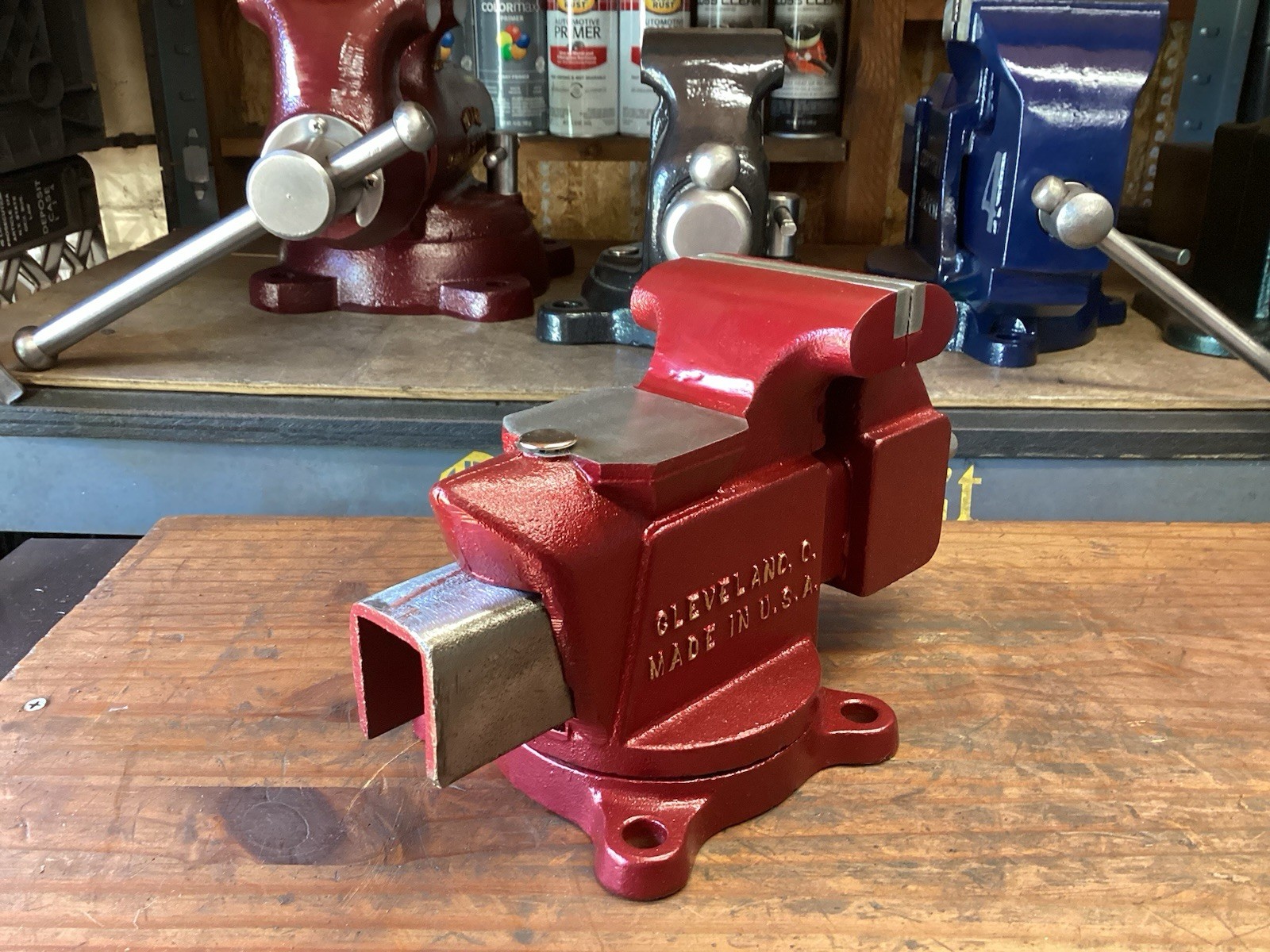RESTORED VINTAGE COLUMBIAN D43 1/2 BENCH VISE 3 1/2 In JAWS 17 Lb USA