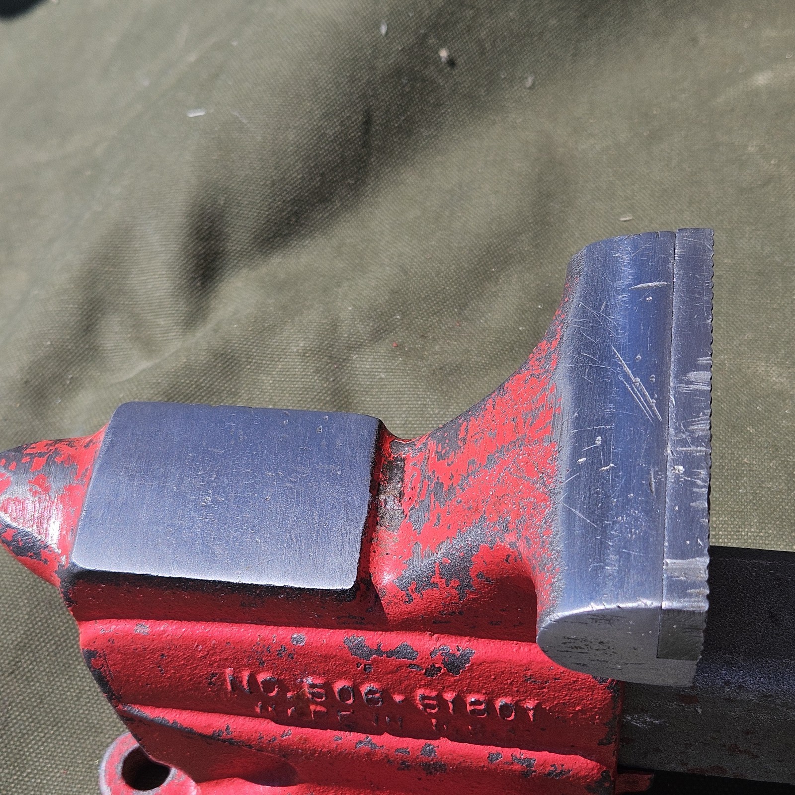 Vintage CRAFTSMAN 3 1/2 BENCH VISE #506 Made In The USA Seller Refurbished!!!