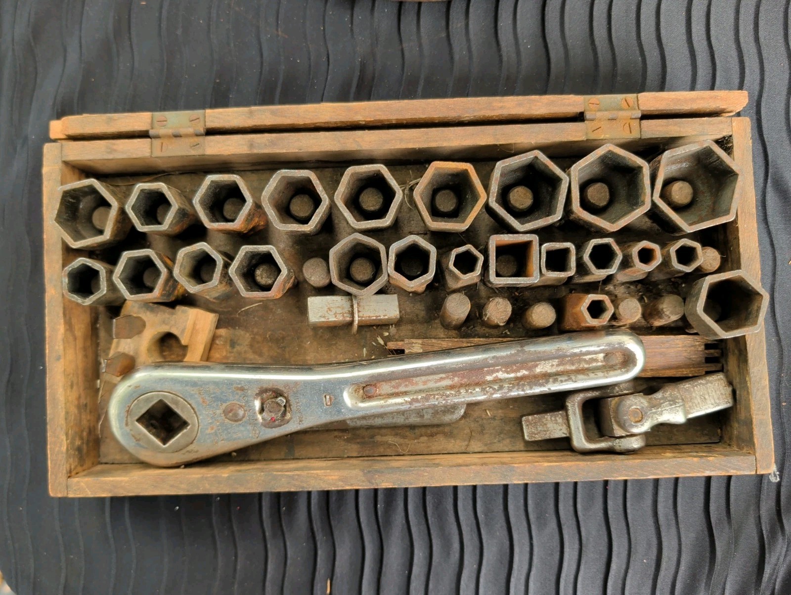 Antique Frank Mossberg 28 Pc. Socket Set, Ratcheting Wrench No. 350, & Swivel.
