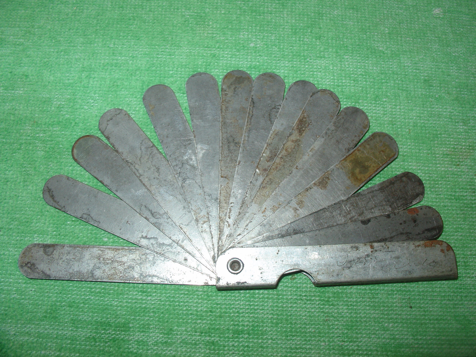 VINTAGE SEARS FEELER GAUGE THICKNESS GAUGE MADE IN USA
