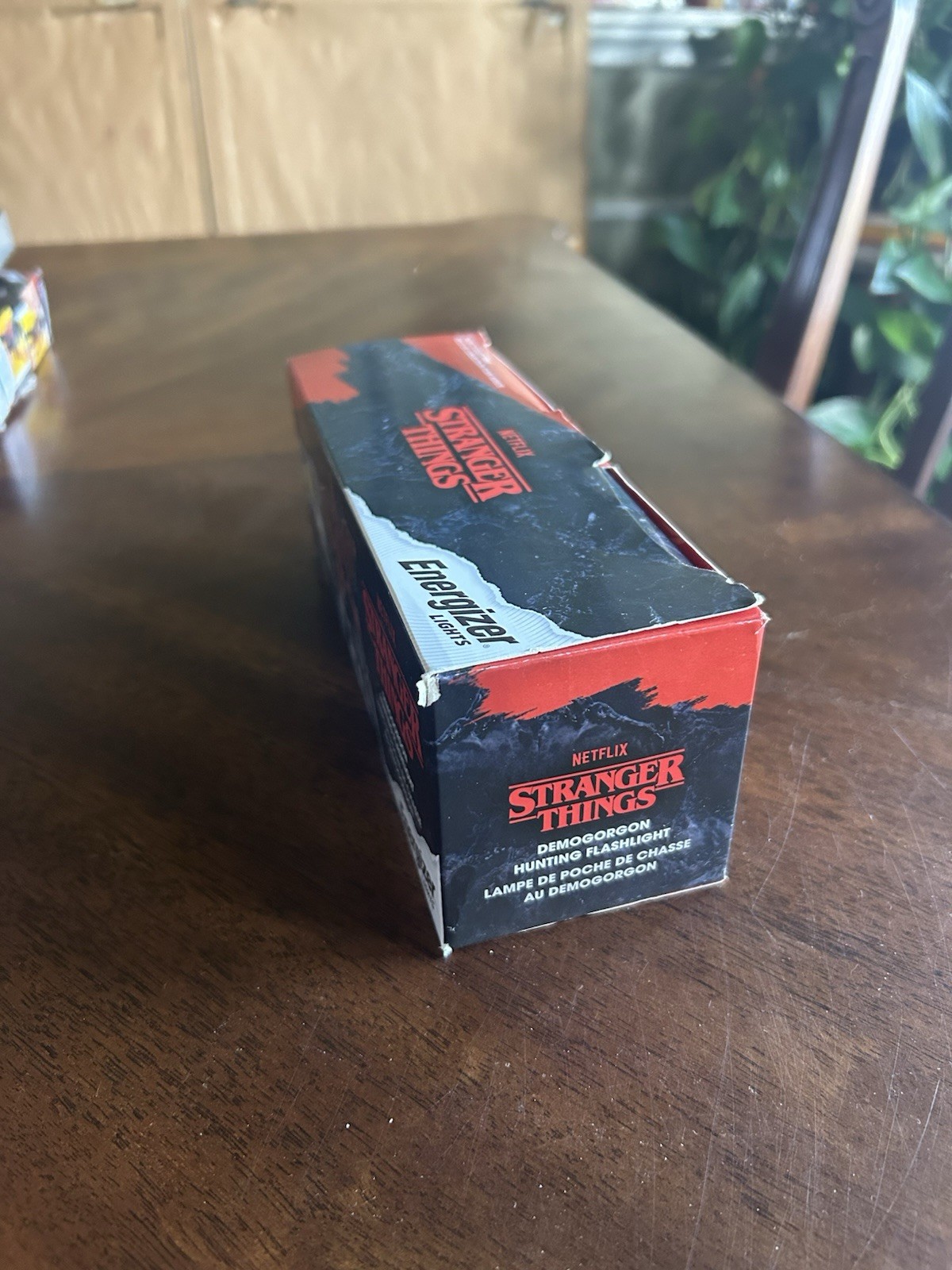 Netflix Official Stranger Things Demogorgon Retro Hunting LED Flashlight 2022
