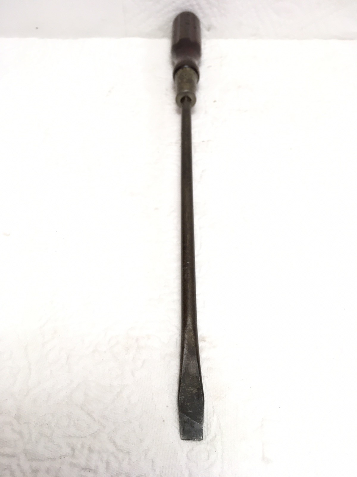 Vtg 18-1/4” Lg BRIDGEPORT HDWE Flat TIP Screwdriver. Wood Handle. Made In U.S.A.