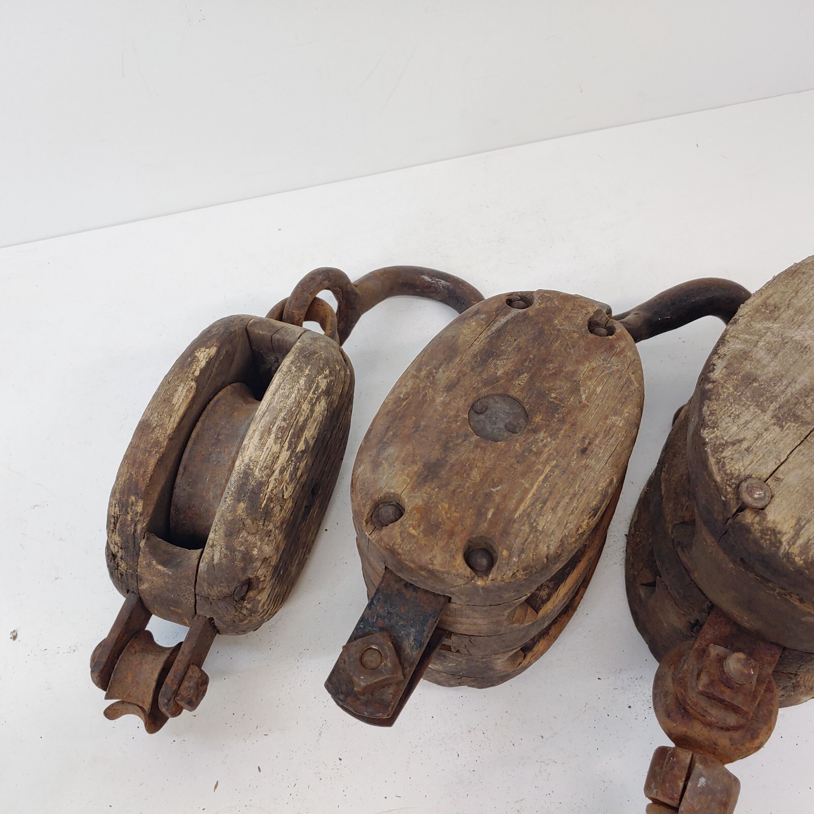 Vintage Lot Sm Lg Single Double Wood Block Tackle Pulley Hook Rustic Barn Decor